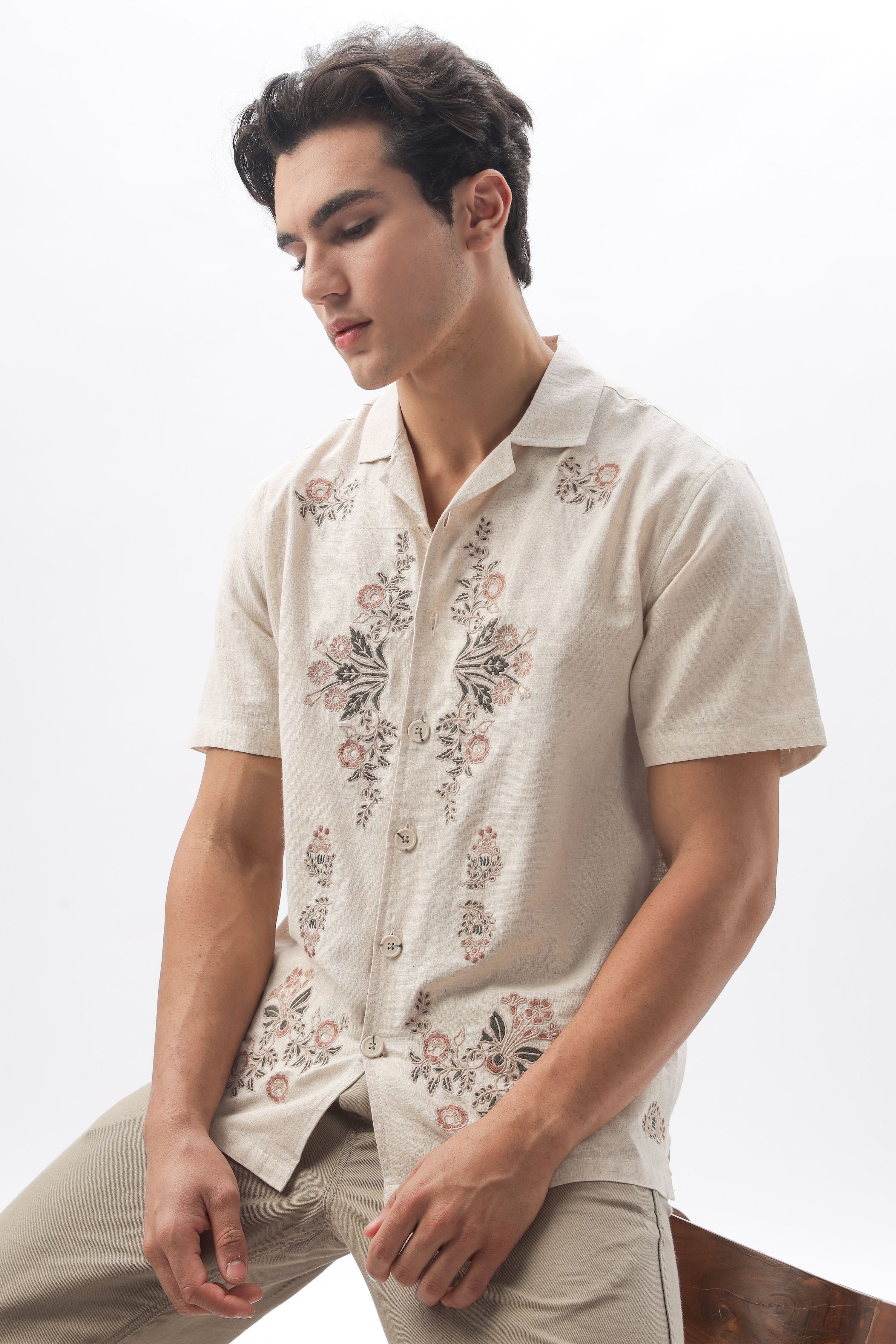 Zeus Floral Embroidery Linen Box Fit Shirt