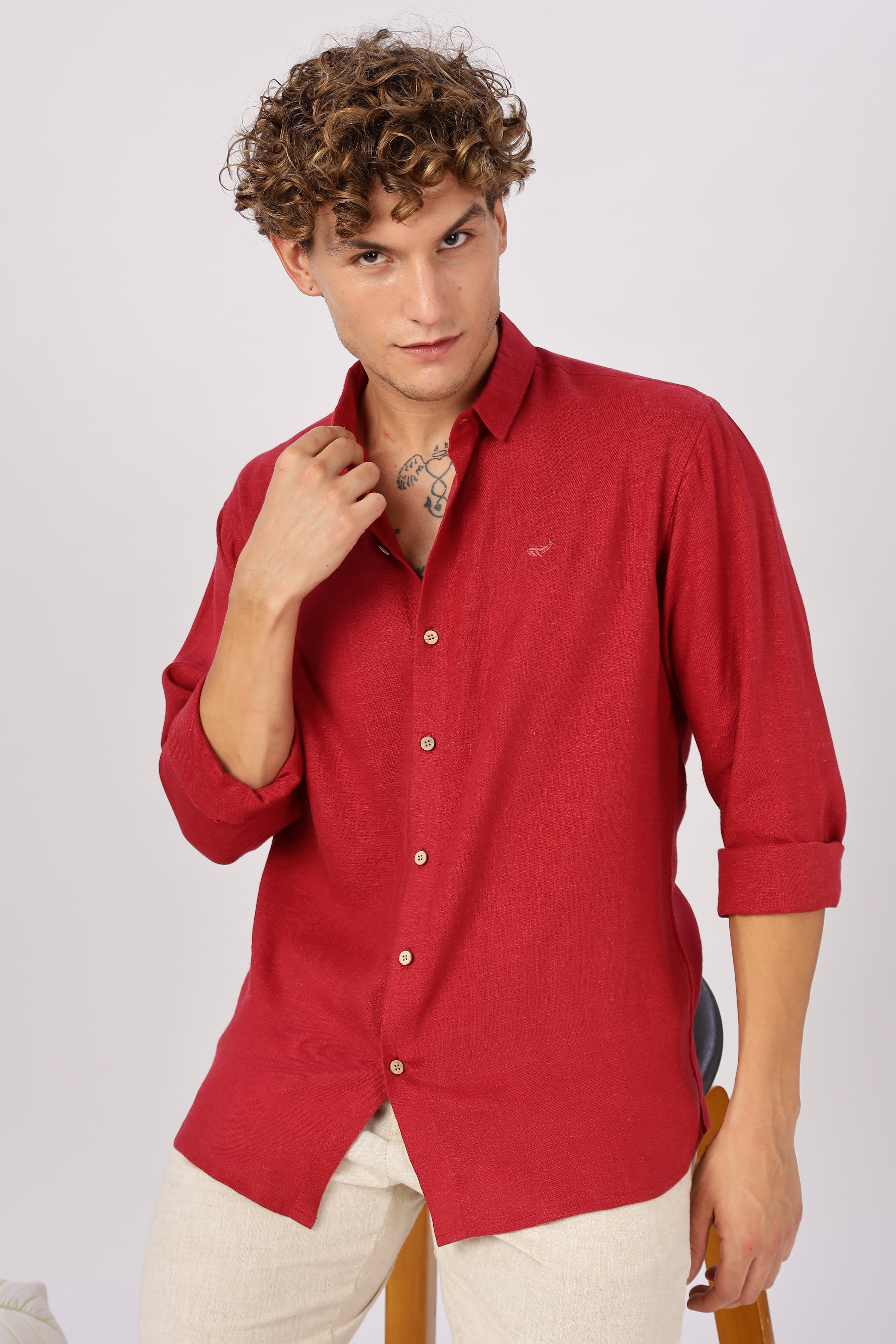 Red 100% Linen 44 Lea Shirt