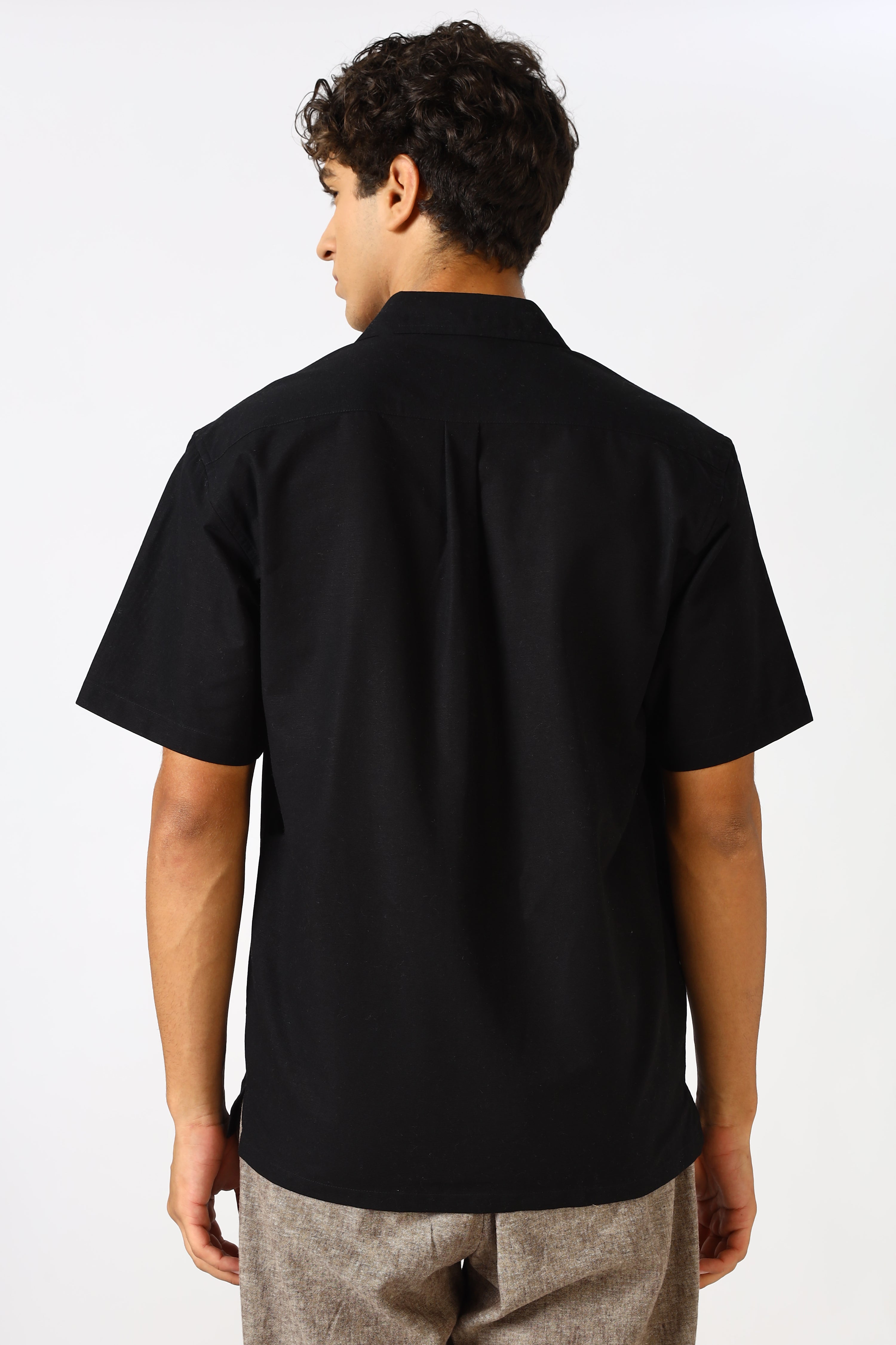 Seabreeze Voyage Cotton Box Fit Black Embroidered Shirt