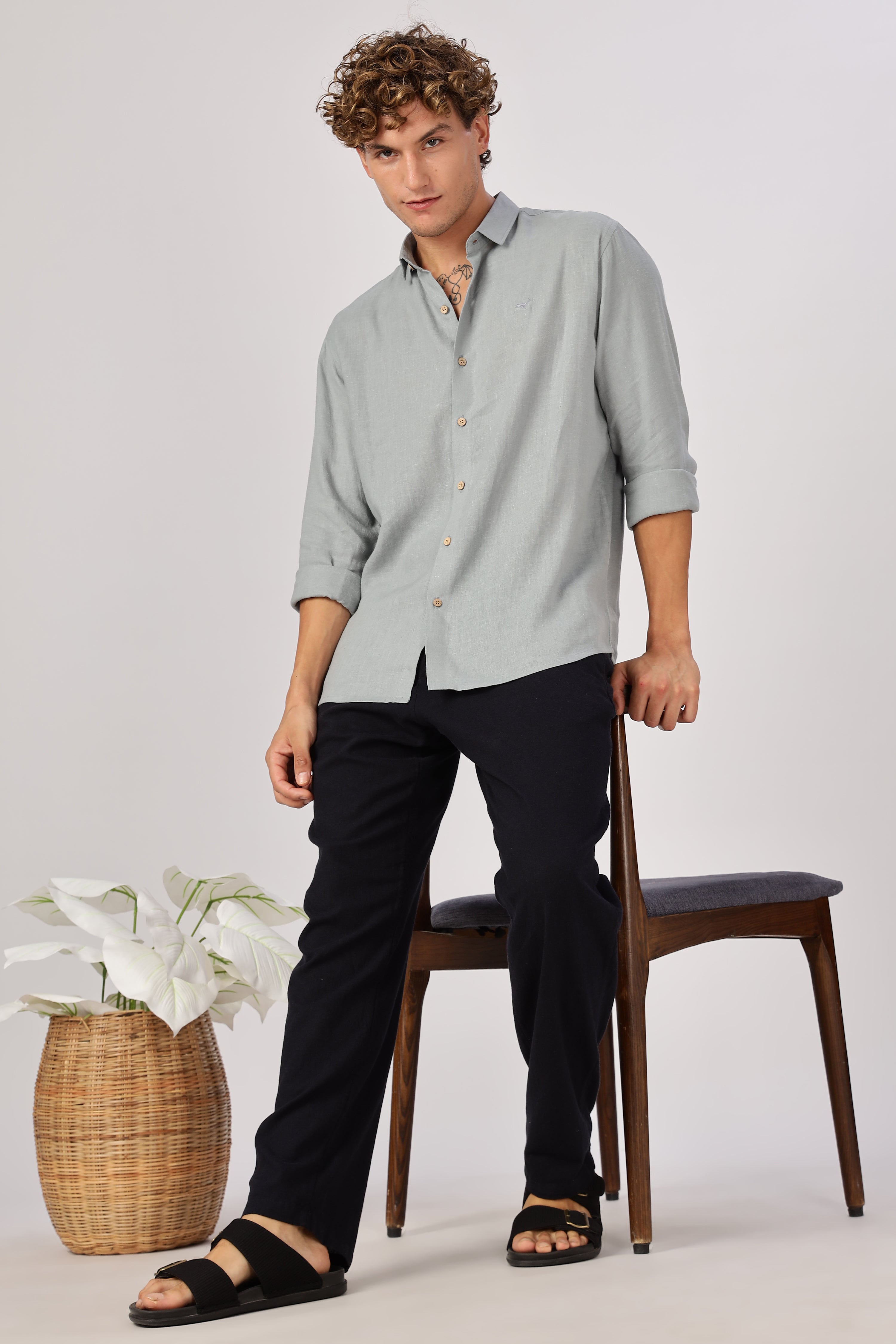 Grey 100% Linen 44 Lea Shirt