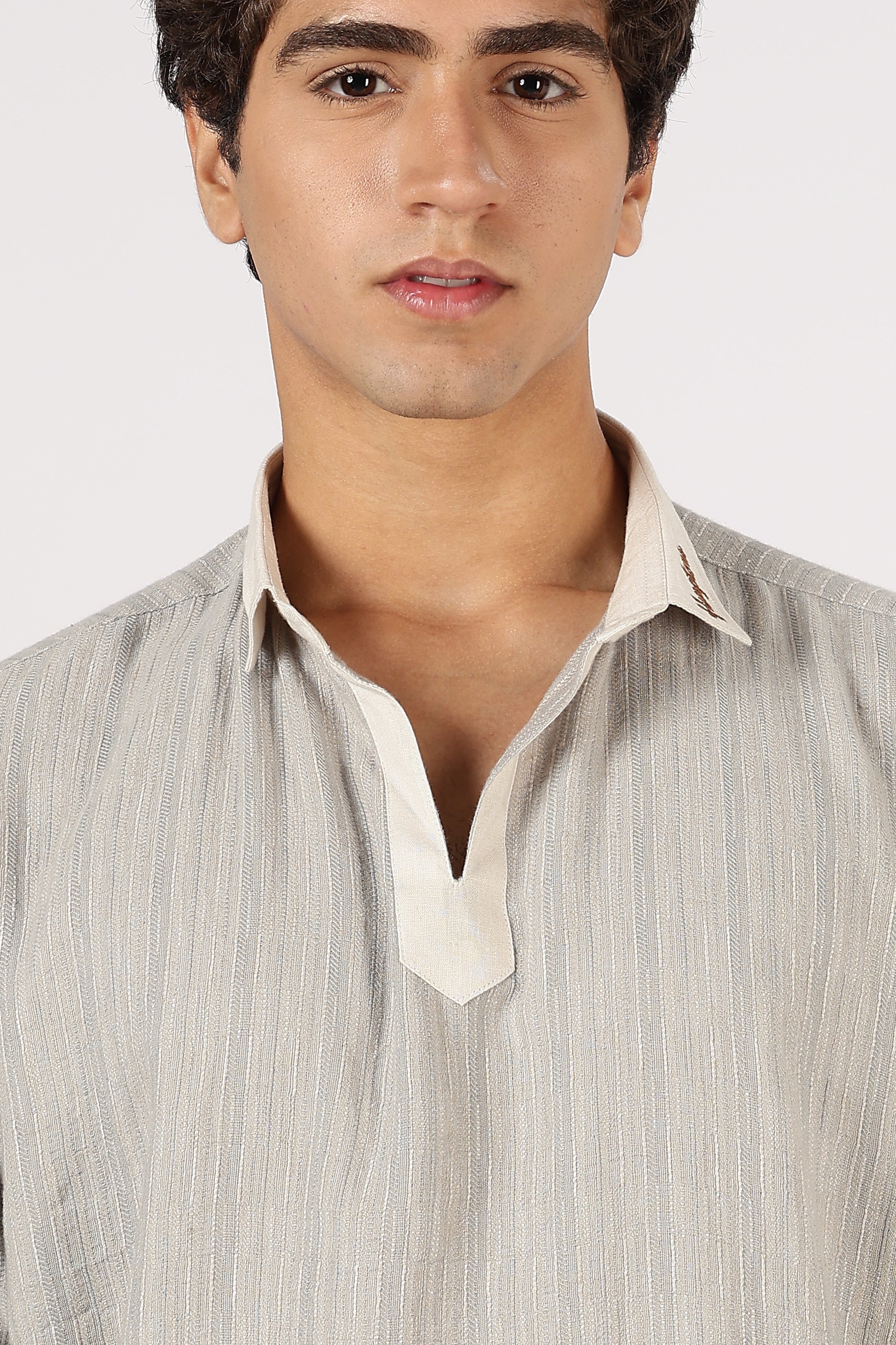 Drift Weave Johnny Collar Cotton Regular Fit Grey Henley Striped Shirt