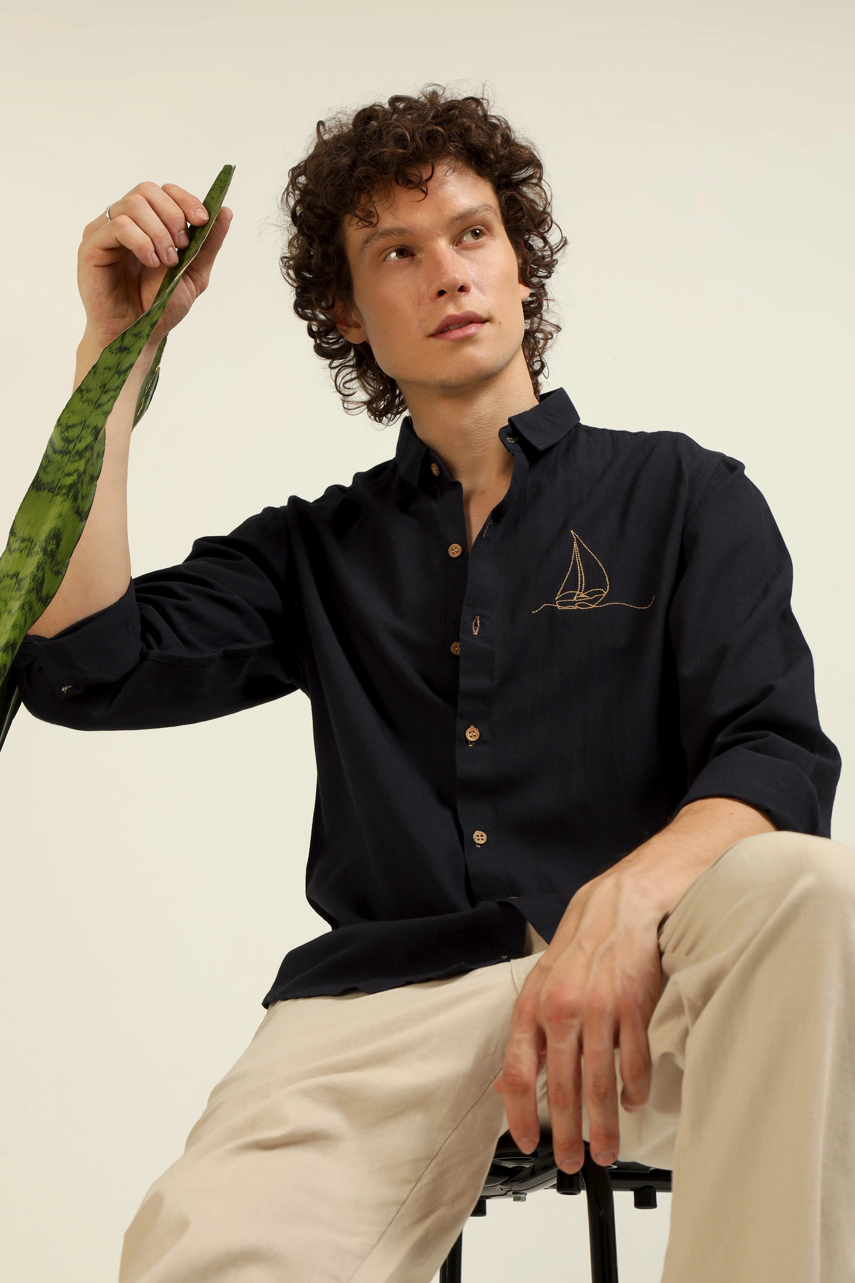 Classic Pirogue Embroidery Shirt