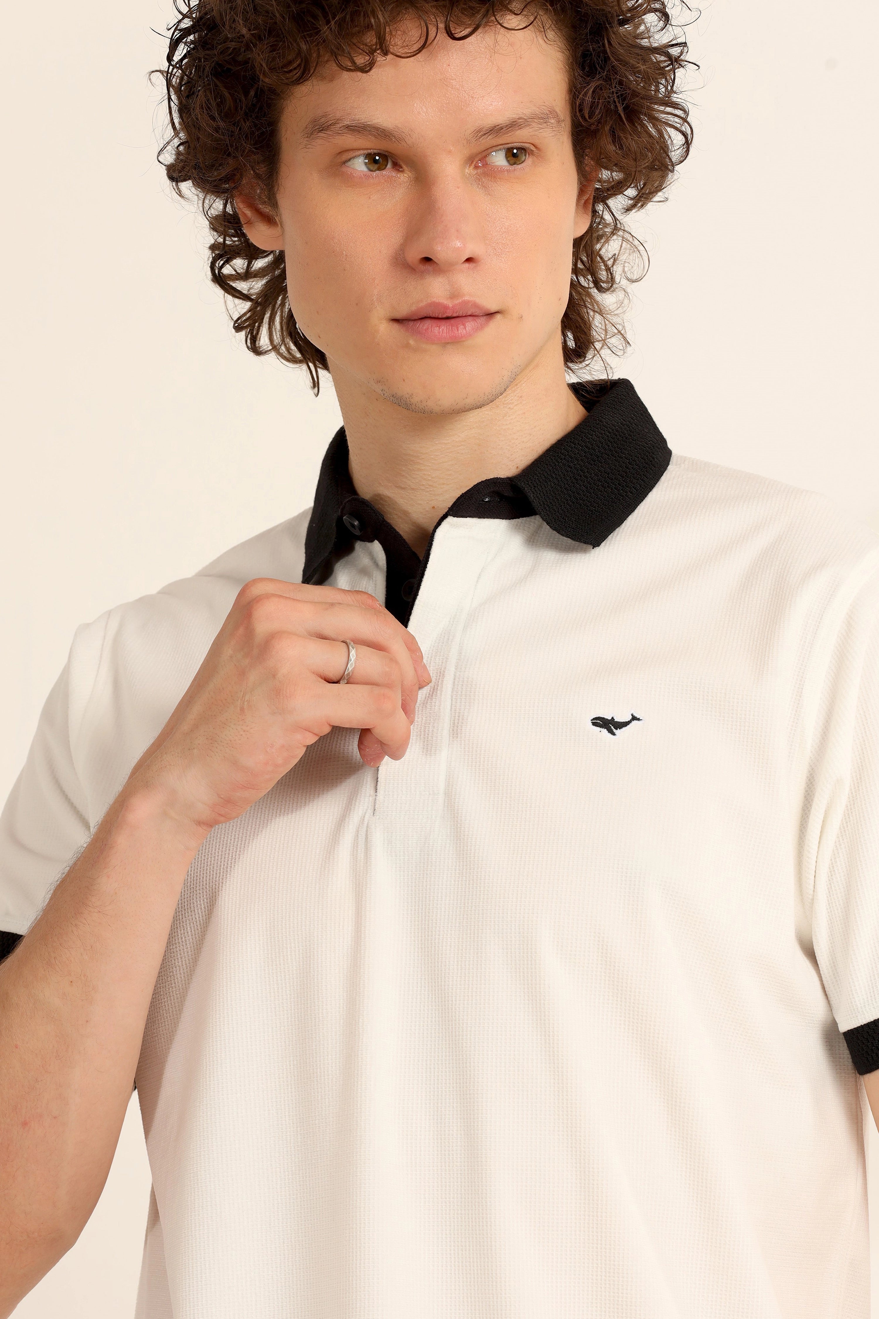 Chalky White Contrast Collar Polo T-shirt