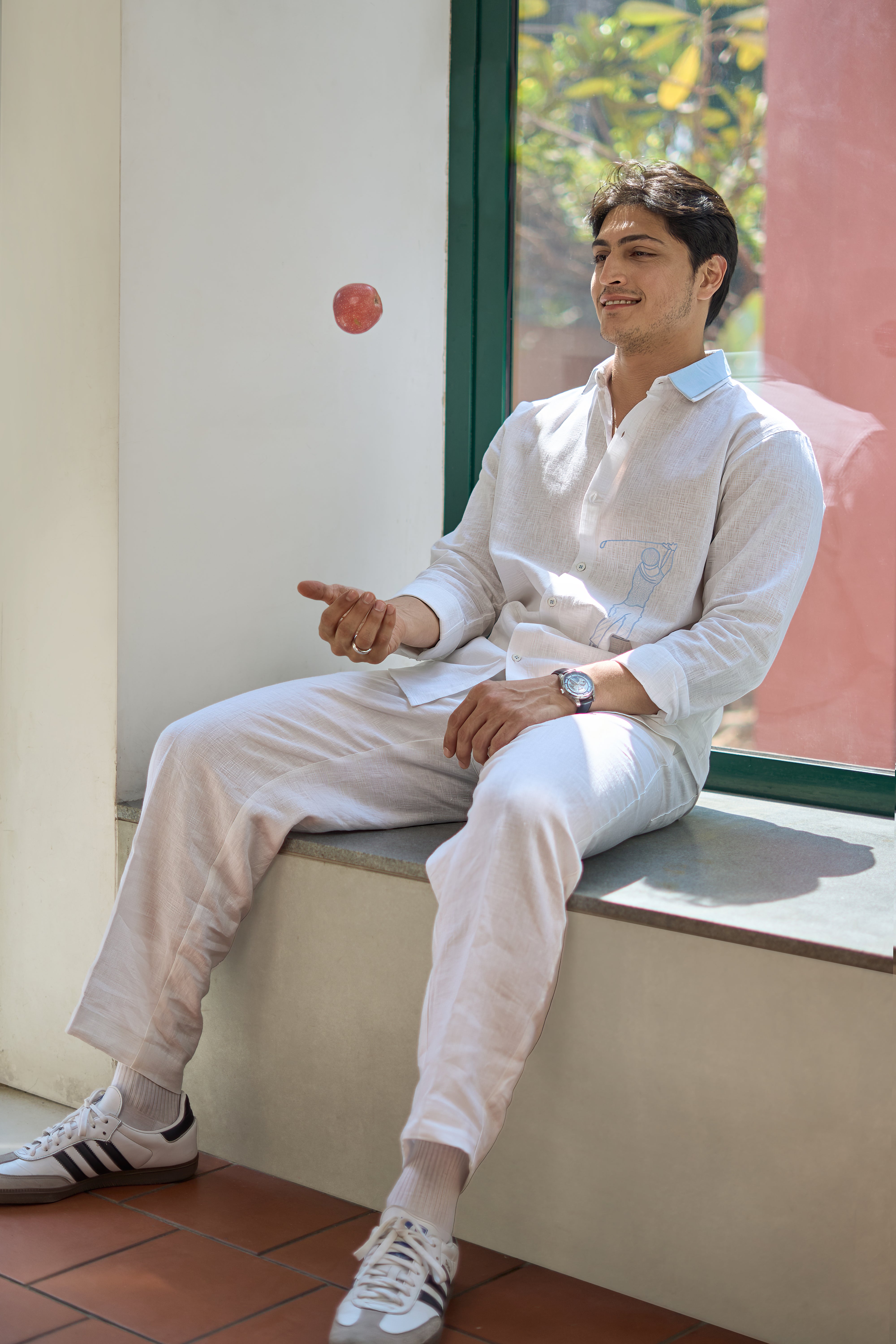 Palm Springs Golf Contrast Collar Embroidery White Shirt