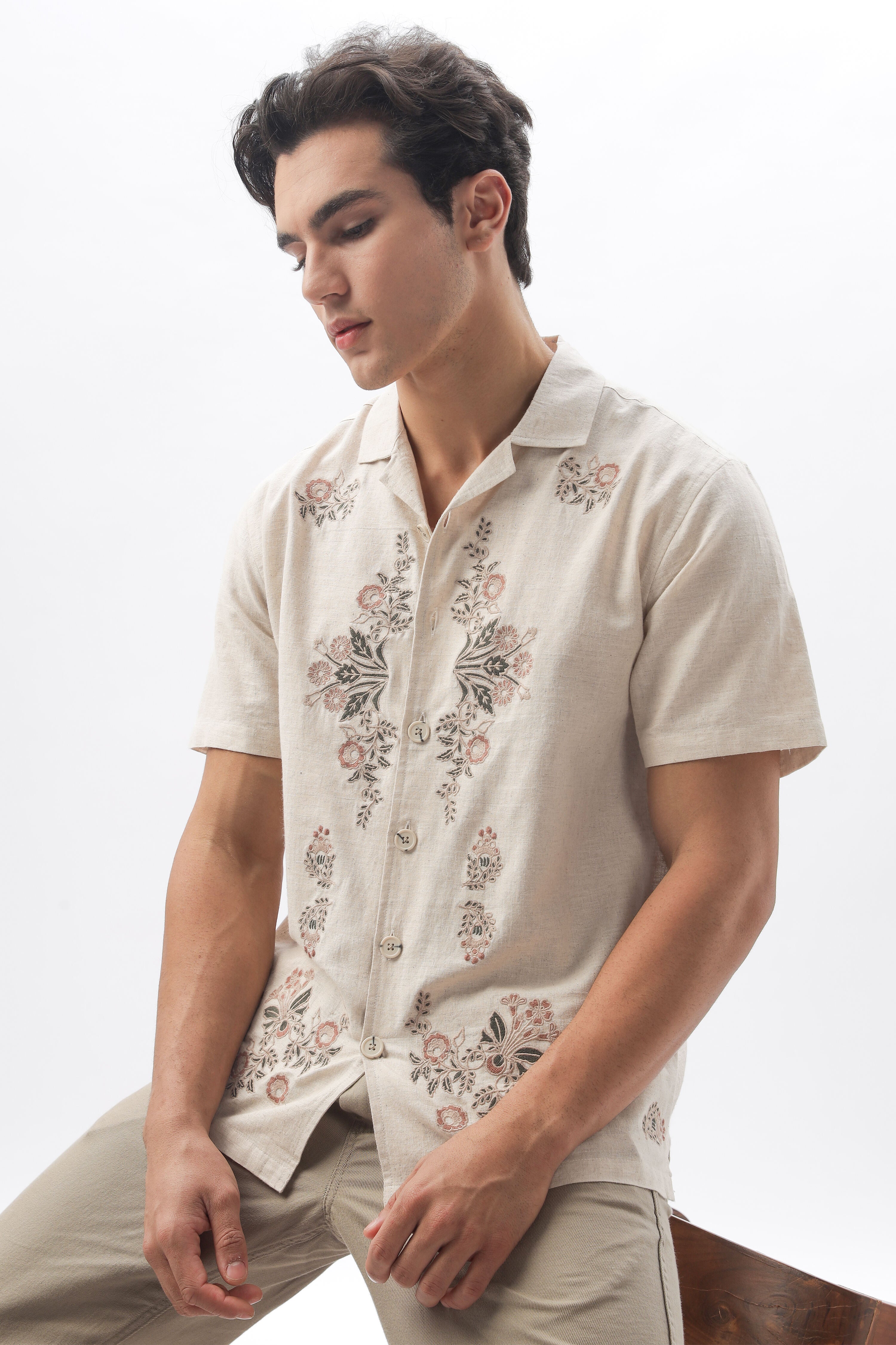 Zeus Floral Embroidery Linen Shirt