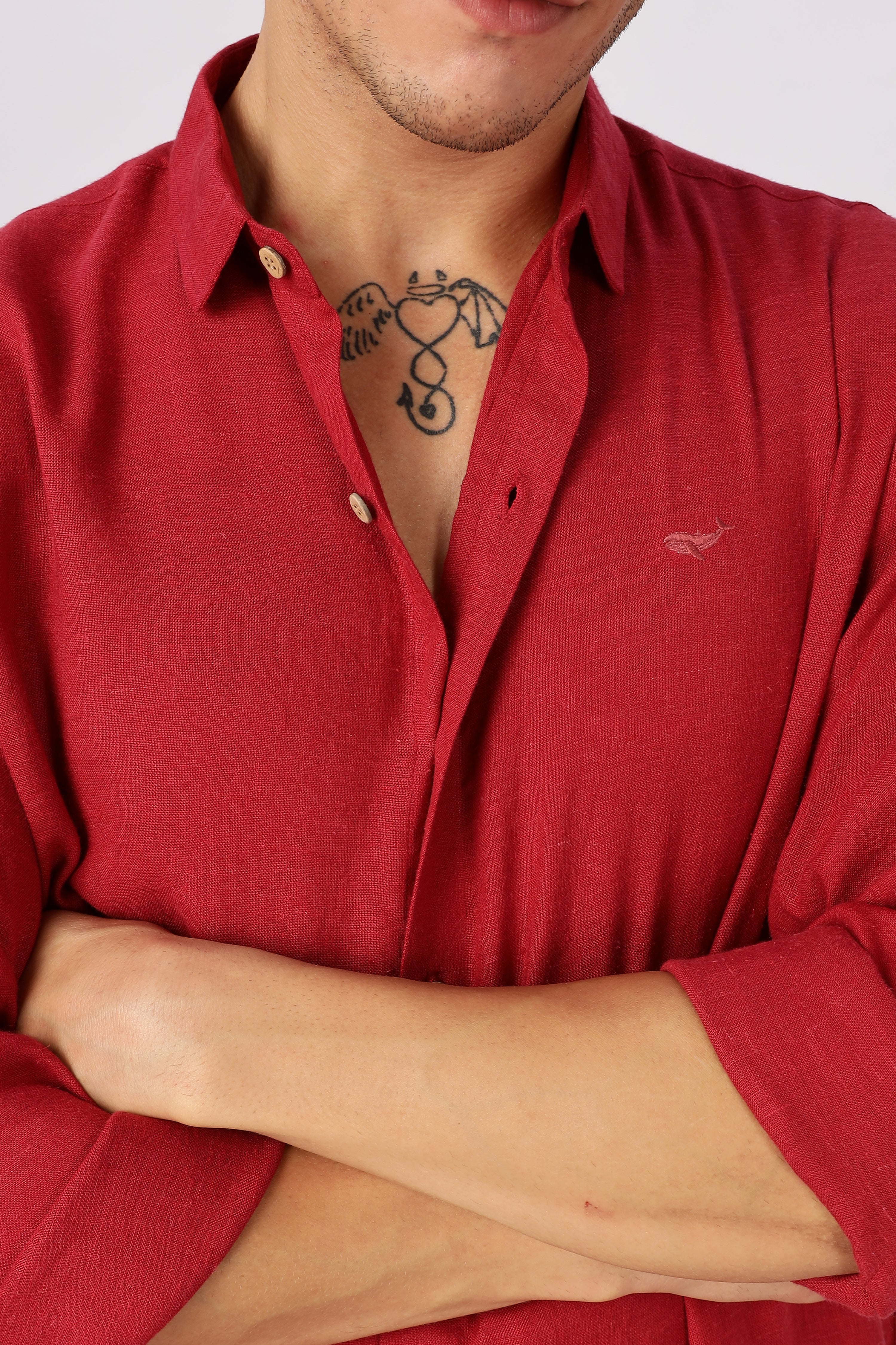 Red 100% Linen 44 Lea Shirt