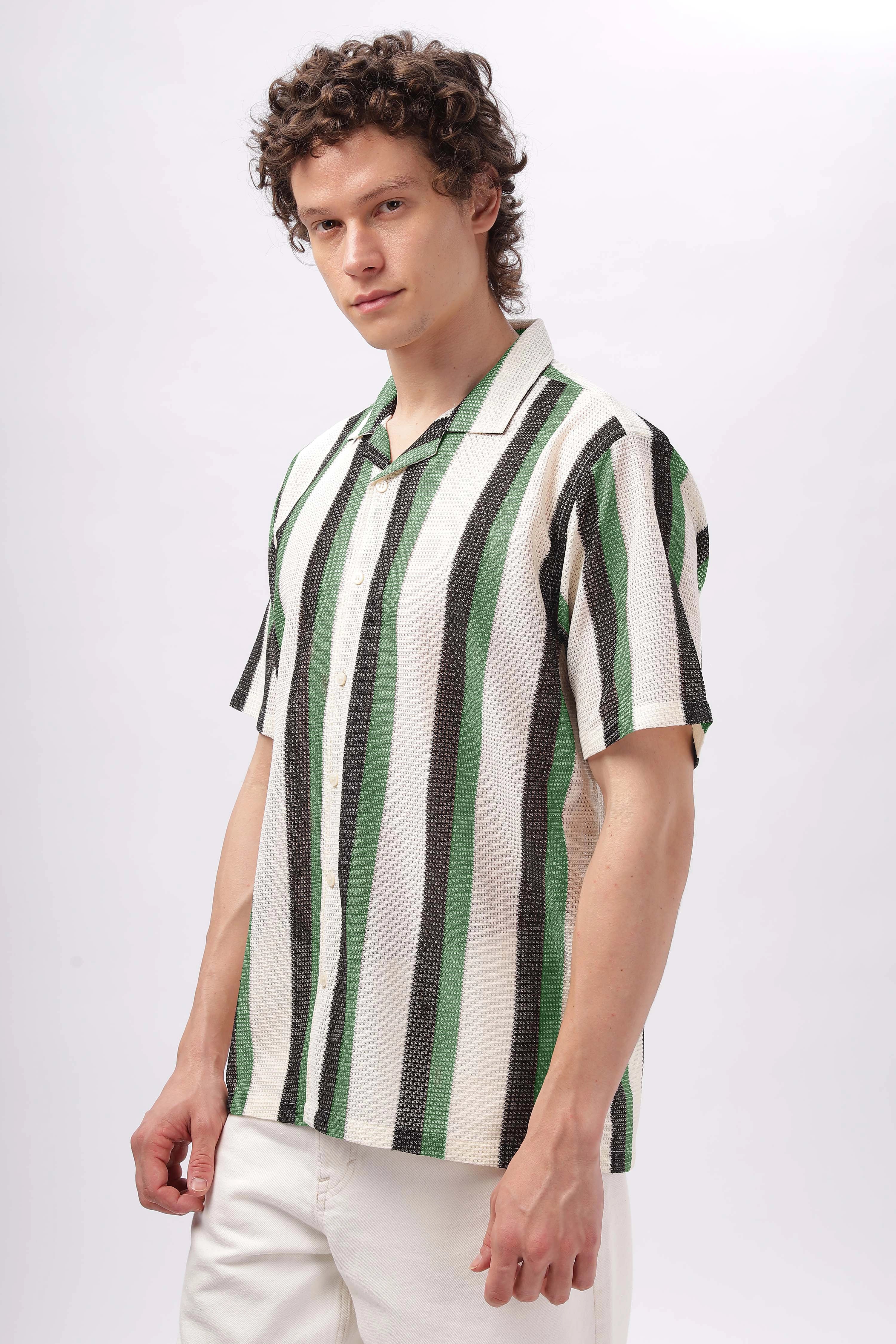 Grain Textured Camp Collar Stripes Shirt