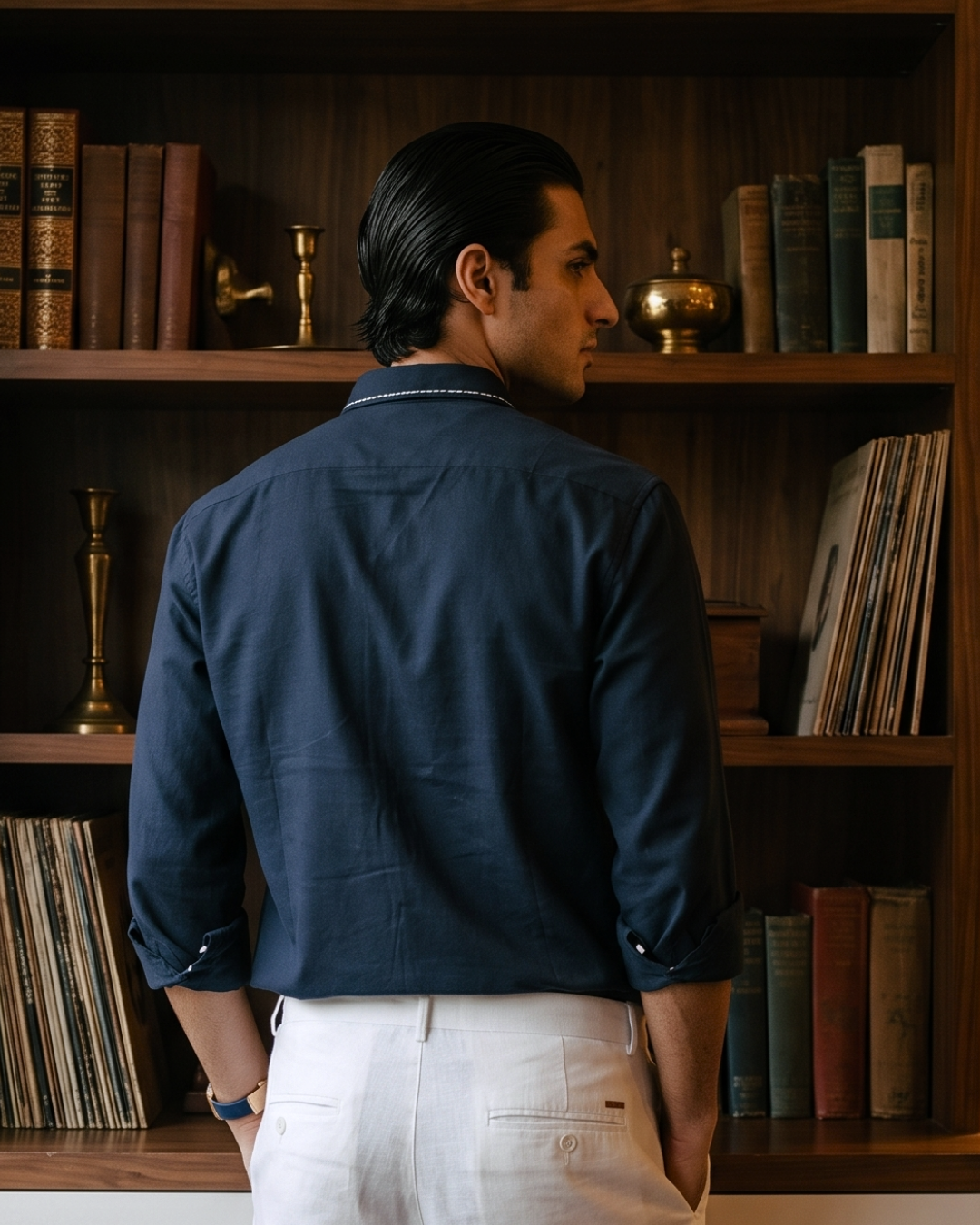 Saddle Stitch Cotton– Spread Collar And Bouble Pocket Shirt
