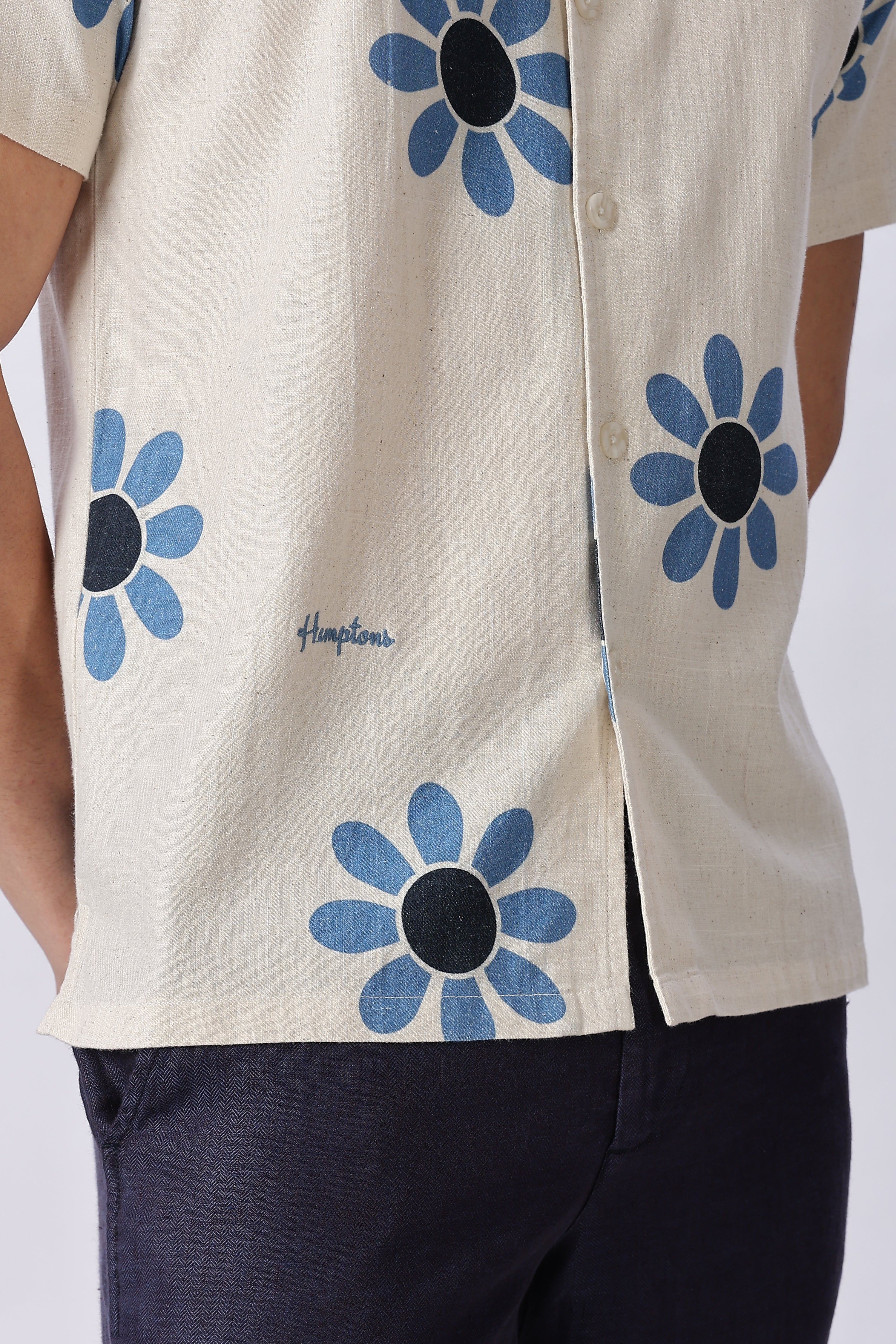 Island Bloom Shirt With Printed Blue Daisy Motifs
