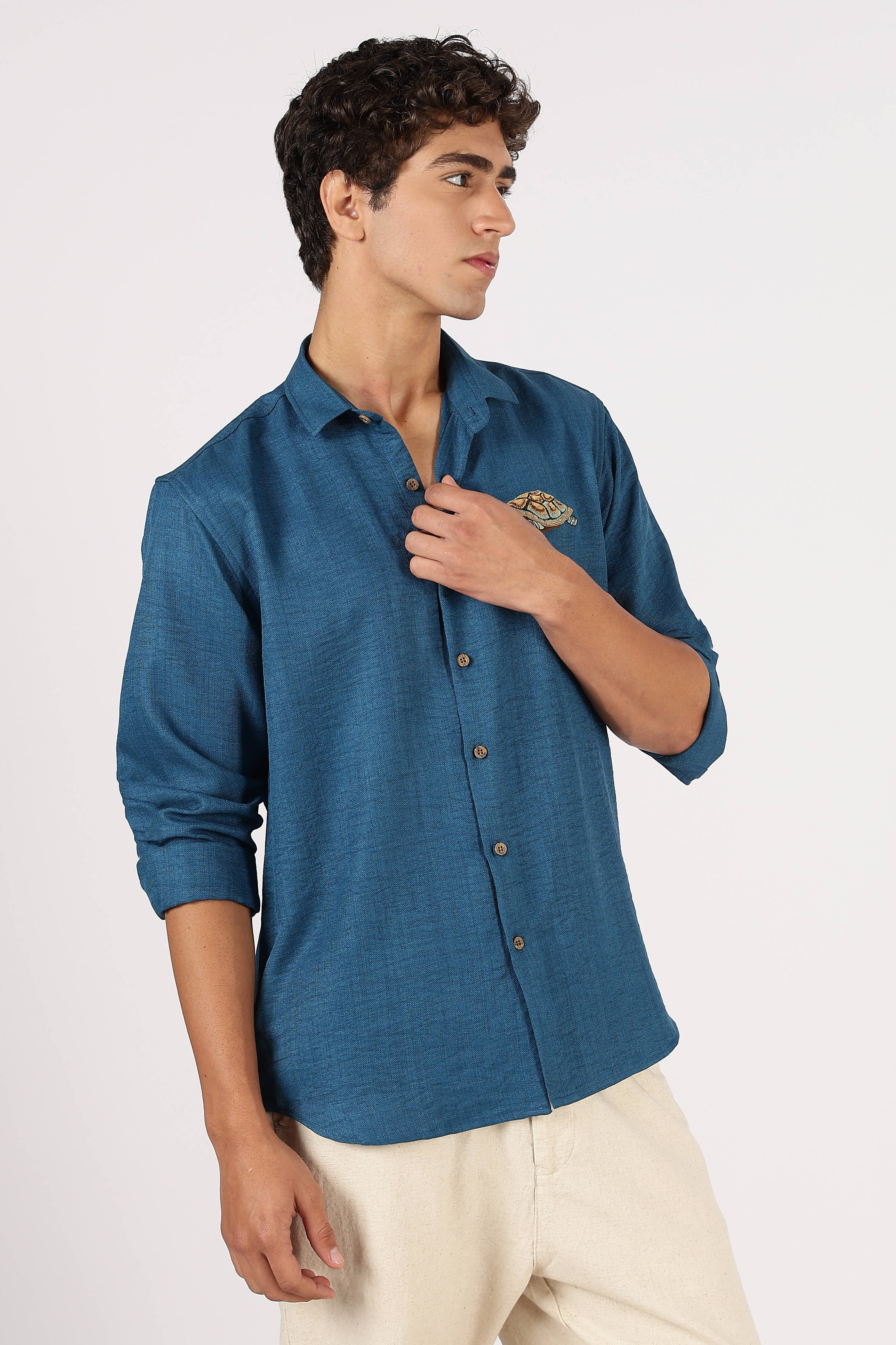 Ocean Turtle Cotton Regular Fit Blue Embroidered Shirt