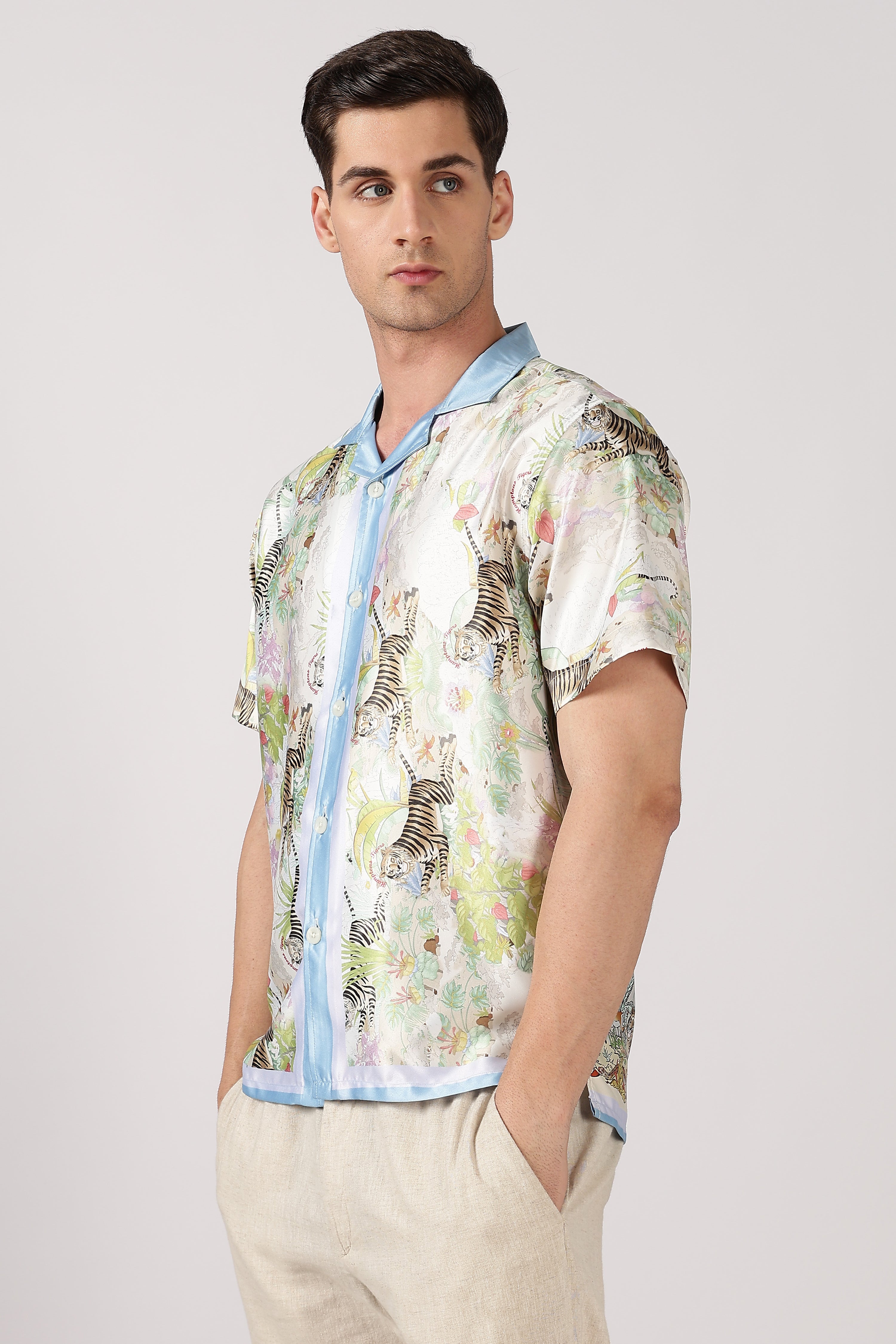 Hamptons Tigers Satin Box Fit Cream Printed Shirt