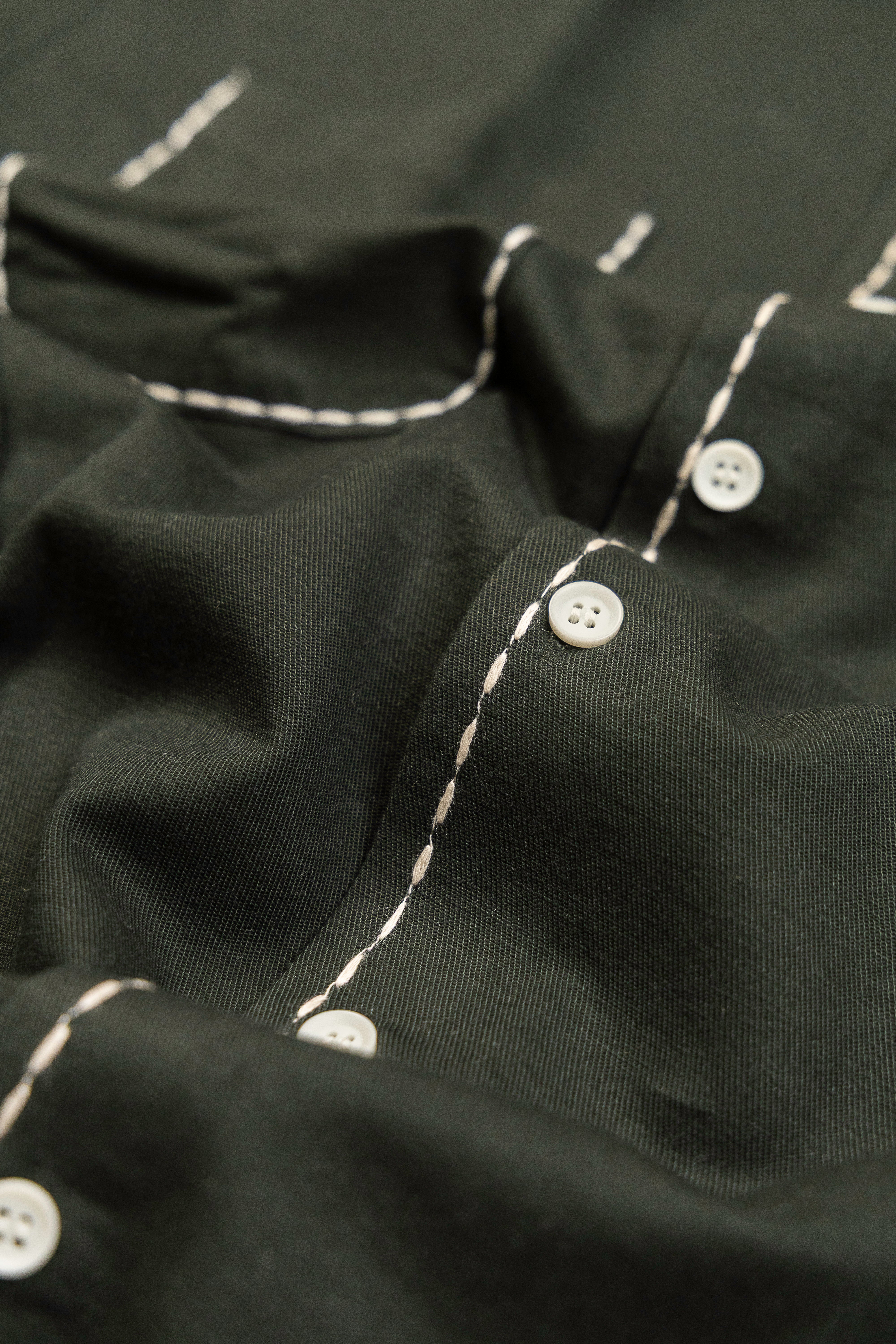 Evergreen Cotton– Spread Collar And Bouble Pocket Shirt